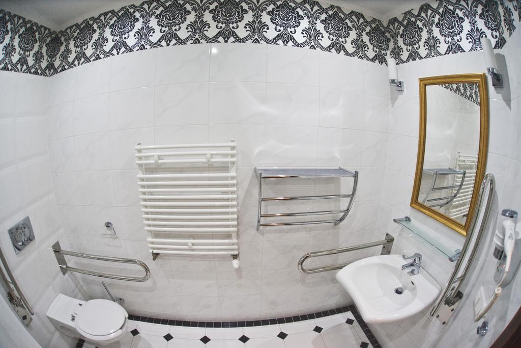 Hotel Gal Tarnów Eksteriør bilde