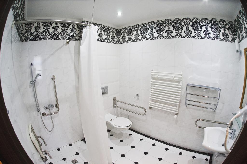 Hotel Gal Tarnów Eksteriør bilde