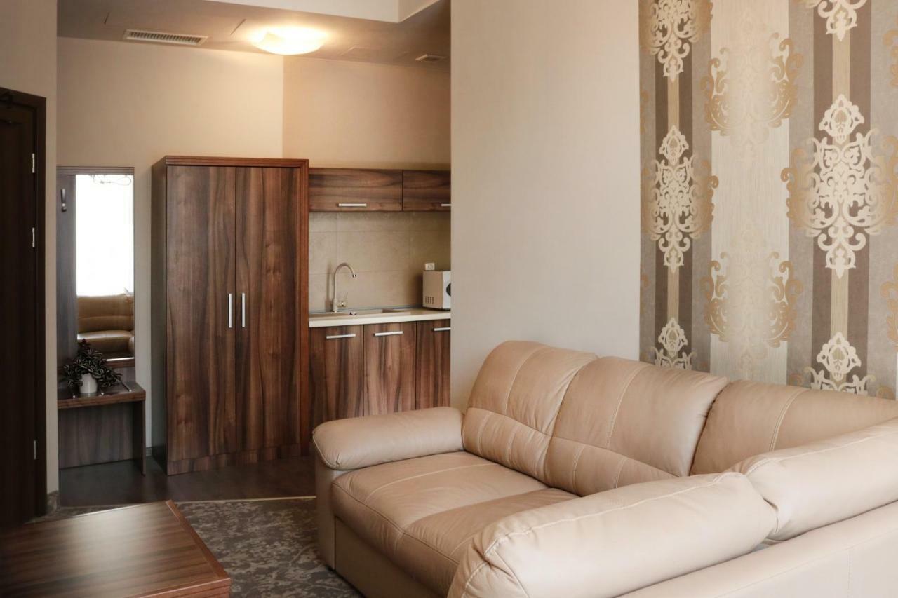 Hotel Gal Tarnów Eksteriør bilde