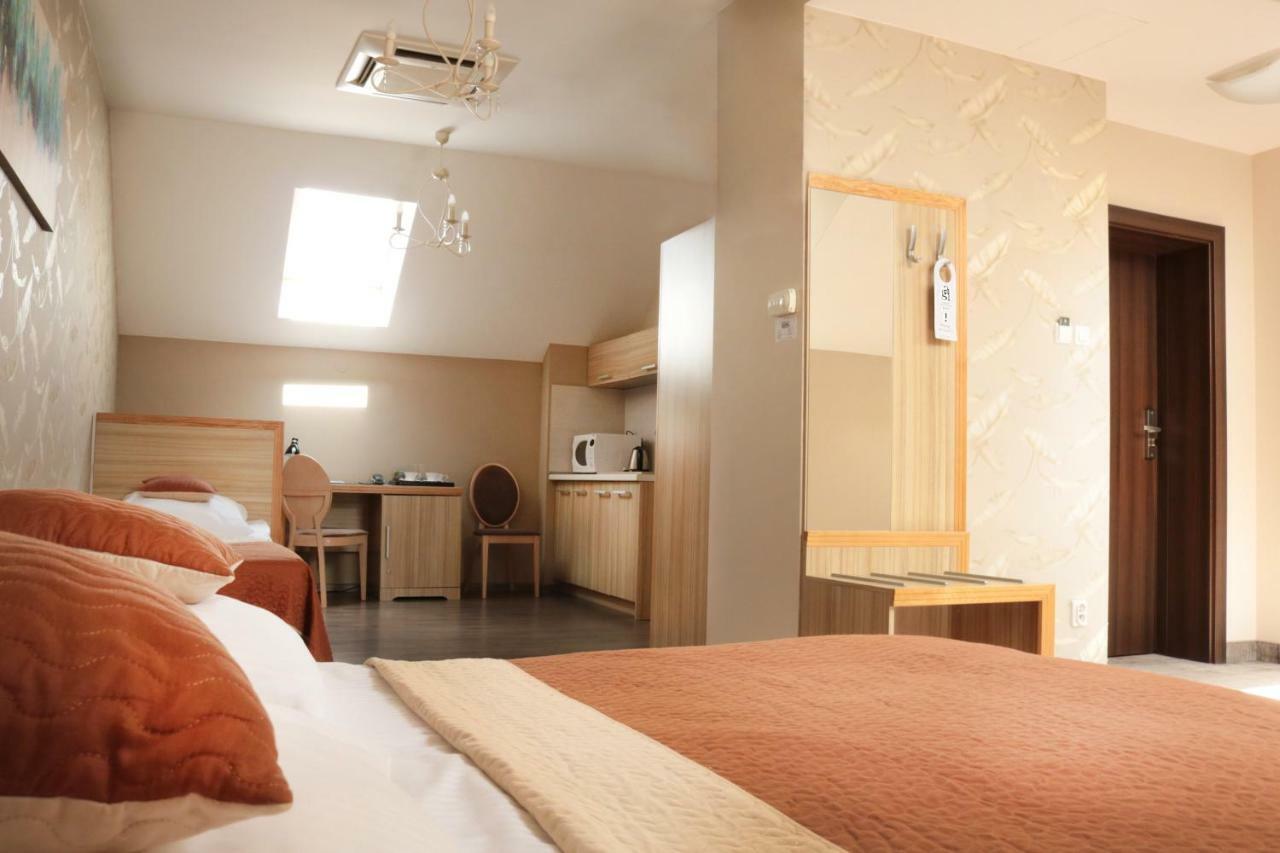 Hotel Gal Tarnów Eksteriør bilde