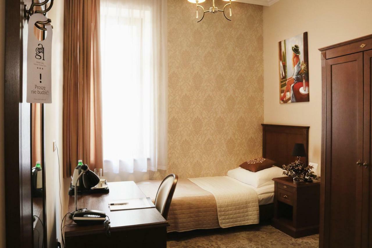 Hotel Gal Tarnów Eksteriør bilde